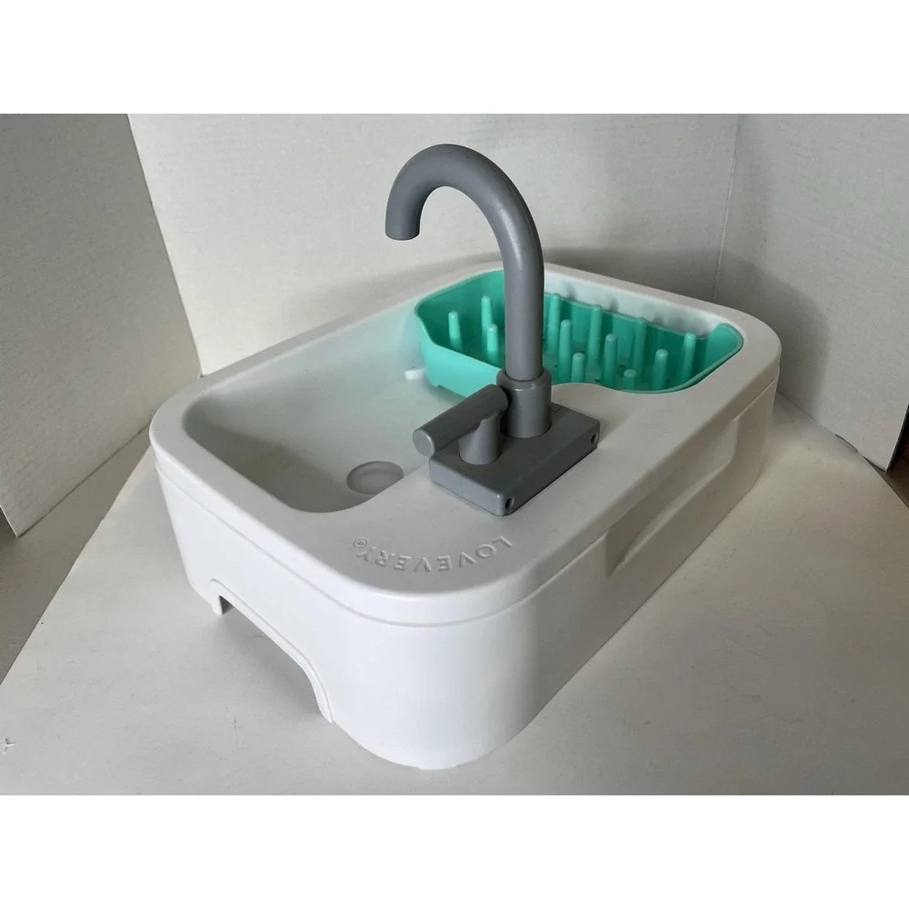 Lovevery Super Sustainable Play Sink Helper Working Faucet And Dish Rack